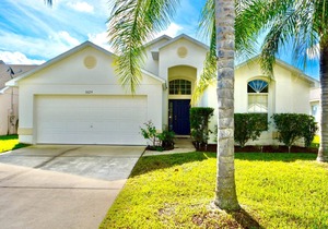 Ref 42. Stunning pool Home with Lake View. Near Disney