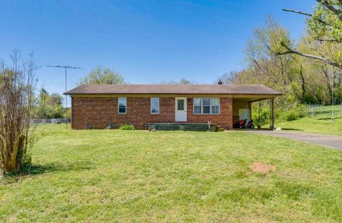 Hayesville House | 1/2 Mi to Dtwn Dining! Cozy Hayesville Hideaway