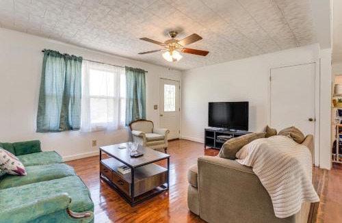 Hayesville House | 1/2 Mi to Dtwn Dining! Cozy Hayesville Hideaway