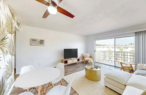 Beach Park Village Condo | 1 Bed 1 Bath + Pool + Close to Beach