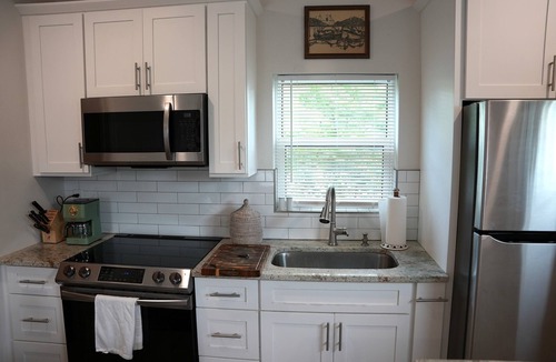 St. Petersburg Apartment | 1-bedroom apartment near ocean in Old Southeast with private sauna & hot tub
