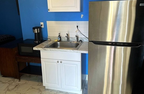 Grant-Valkaria Cabin | 1 bedroom Grant-Valkaria with Wi-Fi and AC room 8
