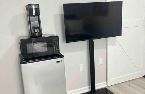 Charlotte Apartment | 1-bedroom unit just 3 minutes drive to Spectrum Center