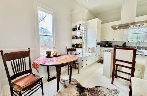 Wagener Other | 1 Large Bedroom/En-Suite in Charming 2-Bedroom Antique Farmhouse Wagener, SC