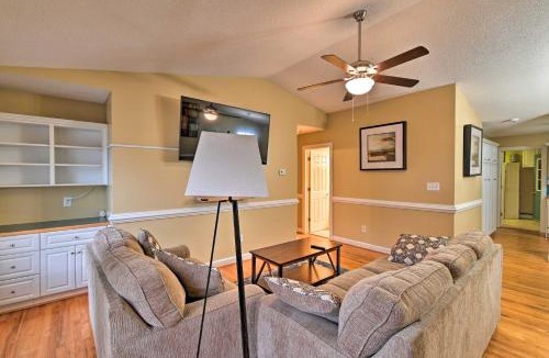 Lillington House | < 1 Mi to Downtown Lillington: Home w/Deck