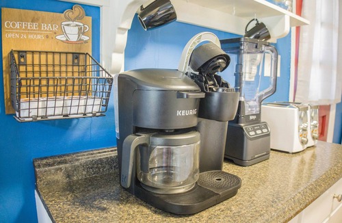 West Columbia House | 1-Story Home | Pets + EV Charger