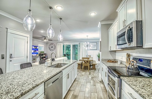 Folly Field House | (119) Heated Pool, Hot Tub, Walk to the Beach, Elevator, EV Charger