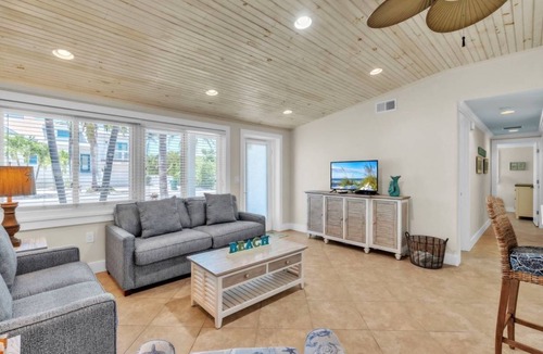 Holmes Beach House | 126 m² House ∙ 3 bedrooms ∙ 6 guests