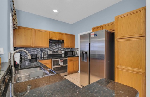 Meadow Woods House | 12min from airport/20min from Parks