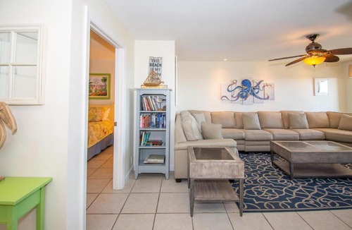 Saint Helena Island House | 137 Captain John Fripp Villa