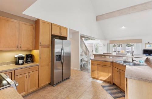 Oceanside House | 14 Green Heron ~ Spacious 4th Row Ocean Home in Sea Pines with Large Pool!