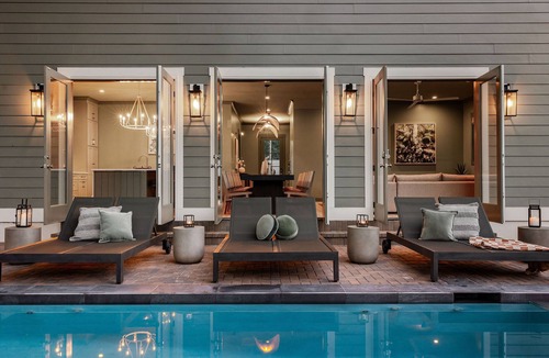 Thunderbolt House | 14BR Luxury Compound | Private Pool, Built-in spa