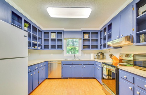 Fuquay-Varina House | 15 Mi to Raleigh: Dog-Friendly Home w/Fire Pit!