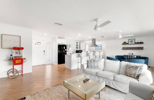 Shore Acres House | 151 m² House ∙ 3 bedrooms ∙ 8 guests