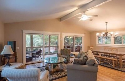 North Forest Beach House | 17 Heron Street - 200 Feet to the Beach!