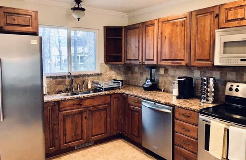 Durham House | 1800 sq ft ranch in South Durham by Chapel Hill, West Cary, RT, S. Point Mall.