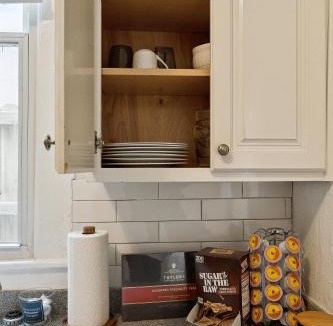 Dixon Park Apartment | 1BDR with Backyard Park Side Pet-friendly