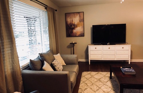 Montclair House | 2.5 miles from the Augusta National!