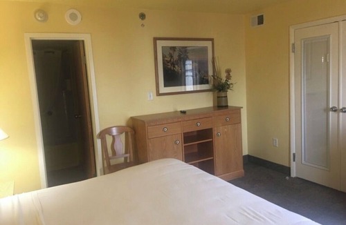 Northeast Virginia Beach Hotel | 2-bdrm, 2 full bath, kitchen, ocean view unit w/balcony - steps from the beach.