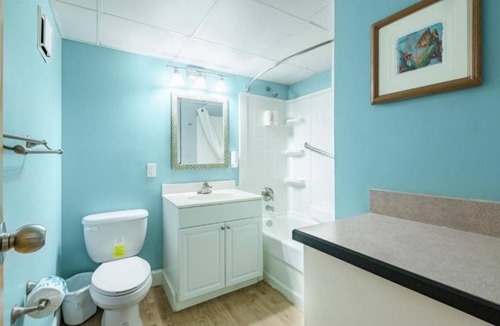 Northeast Virginia Beach Hotel | 2-bdrm, 2 full bath, kitchen, ocean view unit w/balcony - steps from the beach.