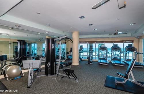 Daytona Beach Apartment | 2 Bedroom 2 Bath Luxury condo with Oversized Patio & Outdoor Grill.