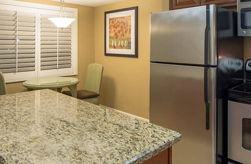 Florida Center Resort | 2 Bedroom at Orlando's Sunshine Resort II