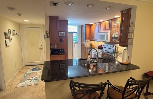 Hutchinson Island South Condo | 2-bedroom condo on South Hutchinson Island fantastic views