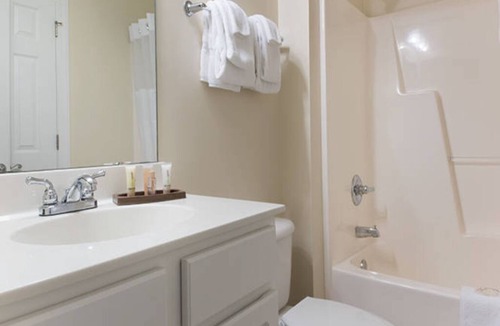 Santee Resort | 2 Bedroom Deluxe on Lake Marion, South Carolina!
