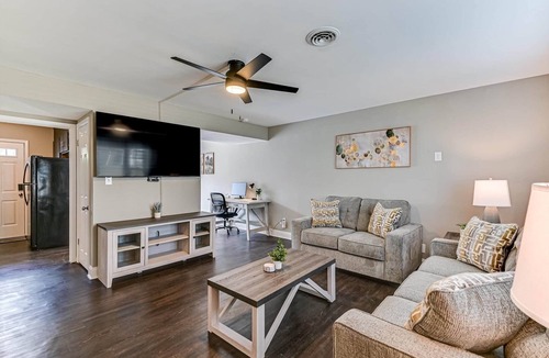 Summerville House | 2 Bedroom Furnished Townhome Augusta 1402 D