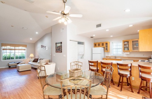 Wellington Apartment | 2 Bedroom, Perfect Wellington Private Retreat Near Palm Beach