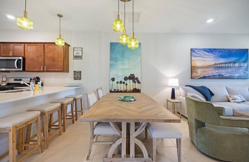 Englewood Villa | 2 Bedroom Villa - Resort pool & amenities - 2.5 miles from the beach - Sleeps 5
