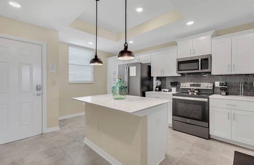 Bay Lake Apartment | 2 Bedrooms/2 Bathrooms/Storey Lake (4731-304 CT)