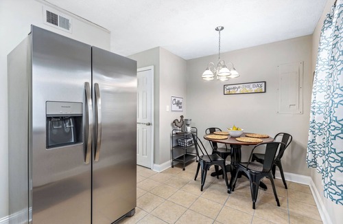 Gainesville House | 2 BR/1.5 BA Townhome, Pets OK, Near NGMC, Longer Stays OK, In-Unit W/D