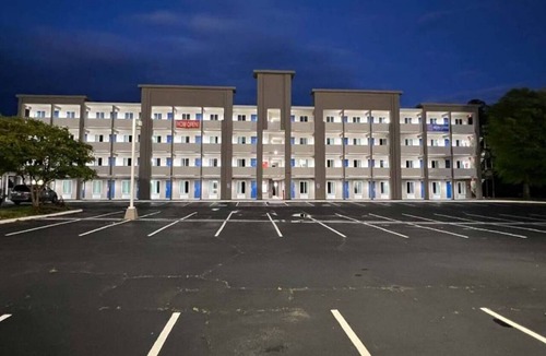 West Columbia Apartment | 2 Full Beds|Non-Smoking,Kitchen