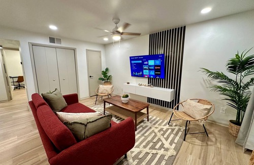 East Ocean View Apartment | 2 king beds -2nd fl walk 2 beach apt3
