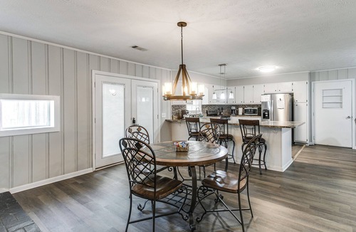 Vidalia House | 2 Mi to Dtwn Vidalia! Pet-Friendly Retreat w/Yard