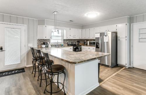 Vidalia House | 2 Mi to Dtwn Vidalia! Pet-Friendly Retreat w/Yard