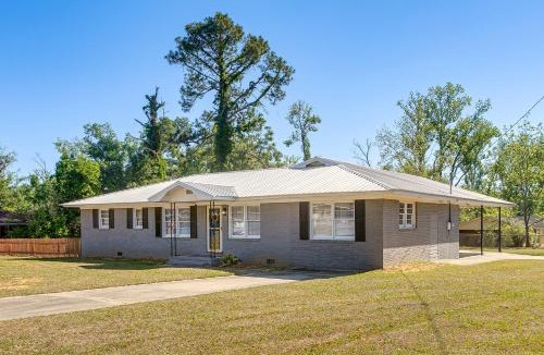 Vidalia House | 2 Mi to Dtwn Vidalia! Pet-Friendly Retreat w/Yard