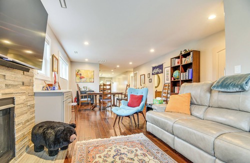 Durham House | 2 Mi to Duke & Dtwn Durham: Modern Home w/Patio!