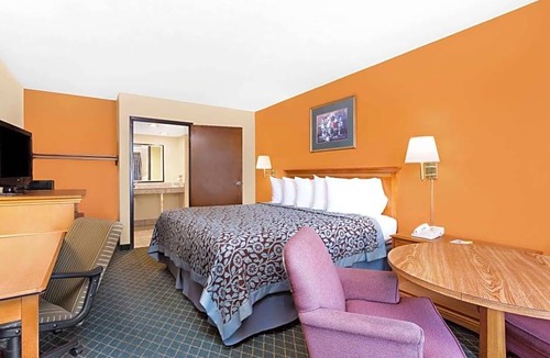 Seiglers Crossroads Hotel | 2-Star Hotel ∙ Days Inn by Wyndham Aiken - Interstate Hwy 20