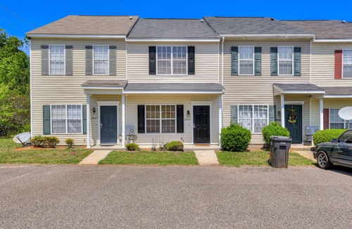 National Hills Villa | 2 Story Townhouse 2 BR/2.5 Bath - Central Location