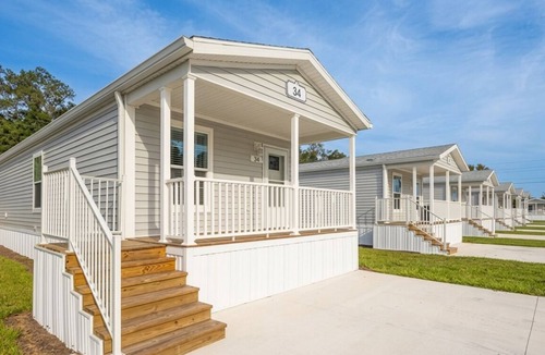 Fellowship House | 2 Units Perfect Family Stay: 3 Bedroom w/Pool Access & Free Parking! | Pets OK