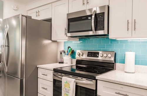 Whitney Beach House | 2 Villas, Pickleball, Htd. Pool, Game Room , 24ppl