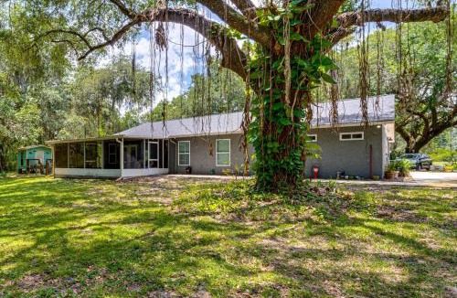 Kissimmee House | 20 Mi to Universal Studios! Secluded 5-Acre Escape