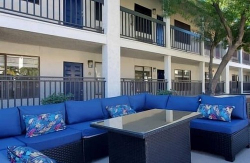Mesa Apartment | 245 Lovely Mesa Studio with King - Hot Tub & Pool