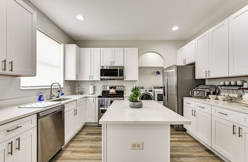 Land O' Lakes House | 25 Mi to Tampa: Family Home w/Large Yard!