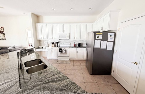Highlands Reserve Villa | 25 Min to Disney! Highlands Residence – 5BR Pool Villa w/Golf Views