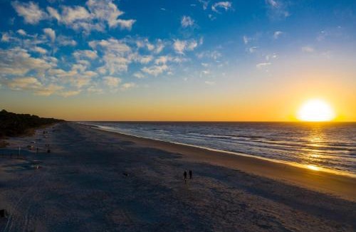 Palmetto Dunes House | 26 Muirfield Road at The Sea Pines Resort