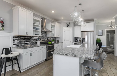 Folly Field House | 27 Heated SALTWATER Pool, Elevator & Epic Kids Retreat