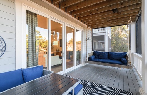 Folly Field House | 27 Heated SALTWATER Pool, Elevator & Epic Kids Retreat